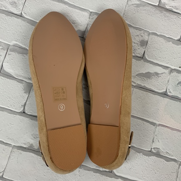 Tinstree Flat slip on shoes Size 9 Pointed Toe Flats Tan New NWOT - Picture 7 of 11